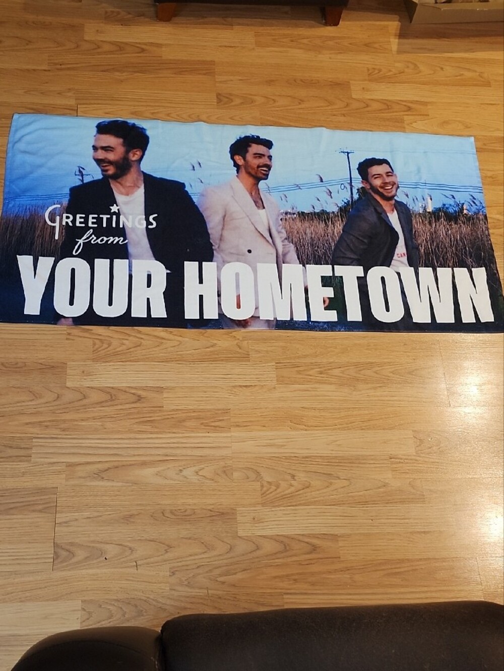 Jonas Brothers Greetings From Your Hometown Towel